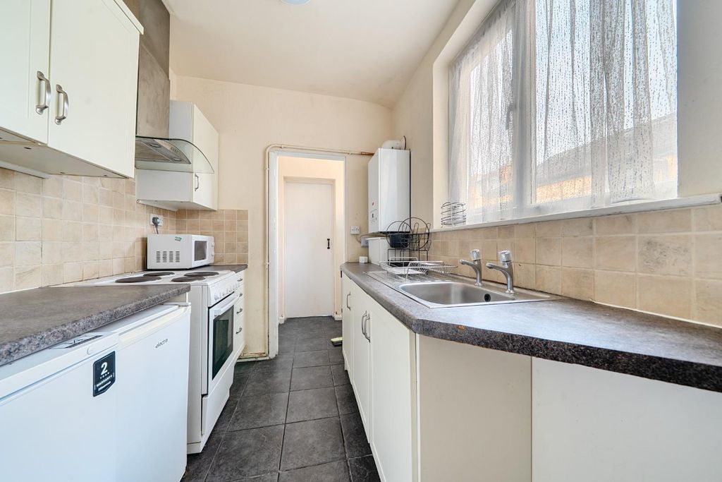 Property photo 3 of 13 1342184-15-68A477641F791.Jpg