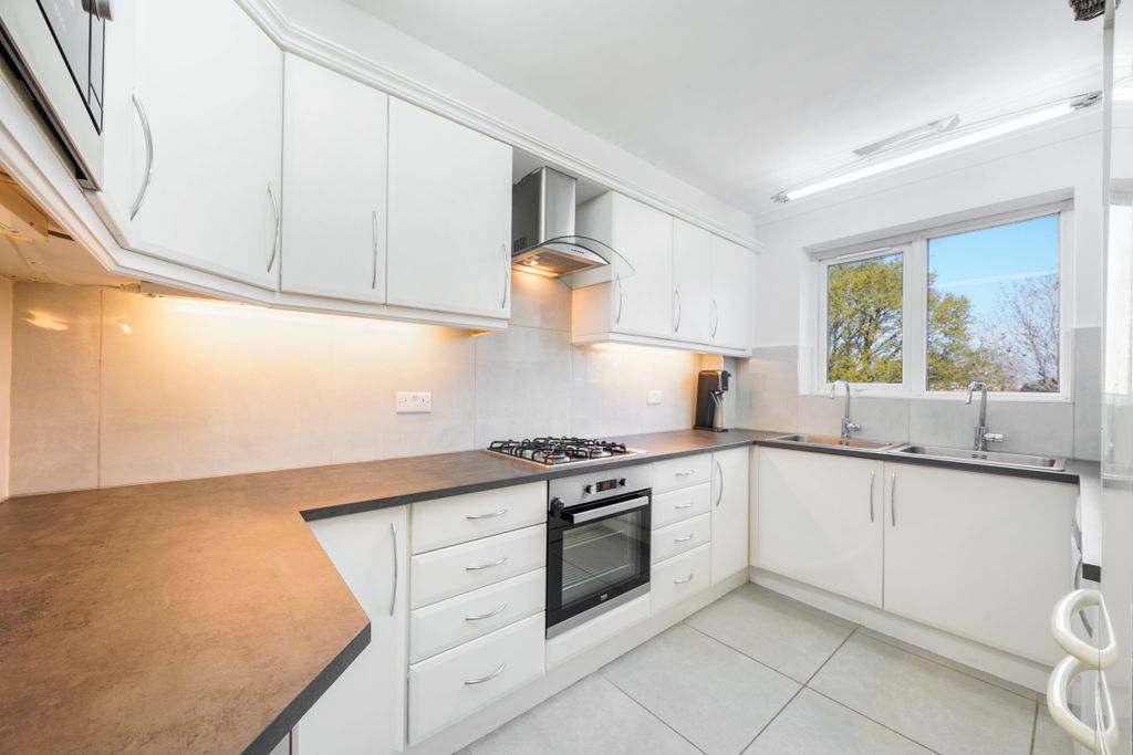 Property photo 1 of 13 Flat 32, Claydon House - Frzydurthklhxox7We7P