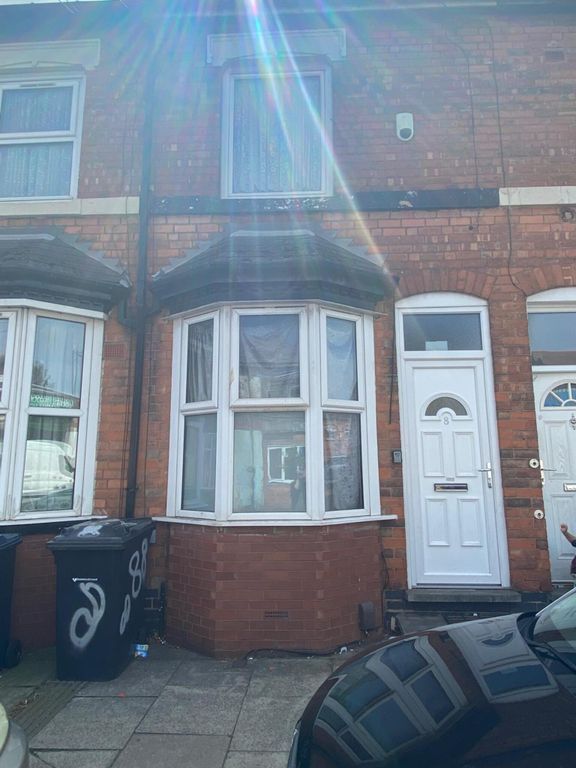 Property photo 2 of 10
