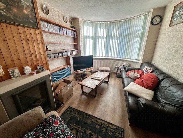 Property photo 2 of 14 Picture No. 02