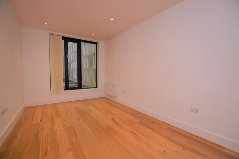 Property photo 2 of 5 Photo 5