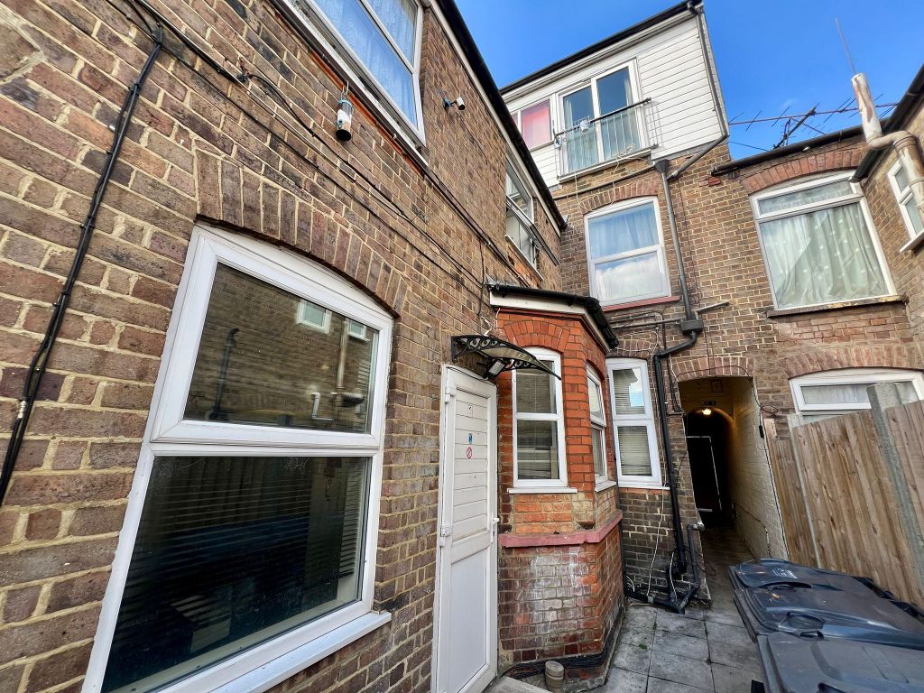 Property photo 1 of 22 Whatsapp Image 2025-10-09 At 12.42.14 Pm.Jpeg