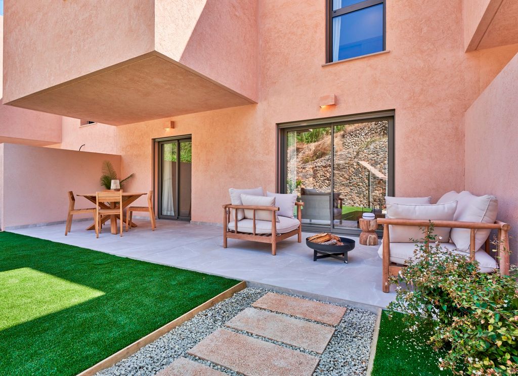 Property photo 1 of 26 A8-Voltor-Esporles-Garden-July2025.Jpg