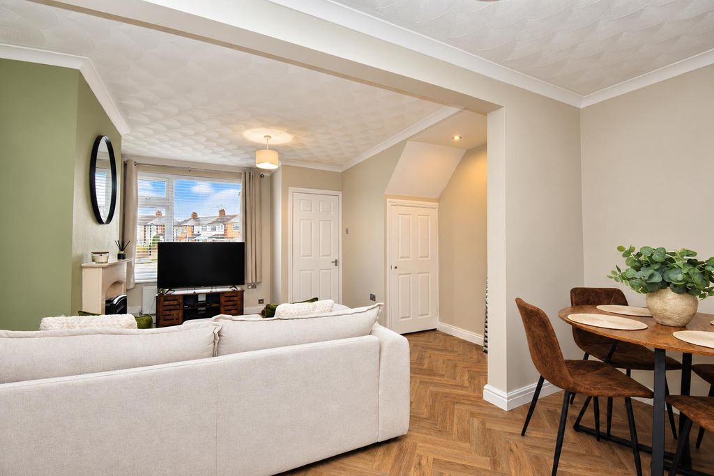 Property photo 2 of 16 Bright~3.Png