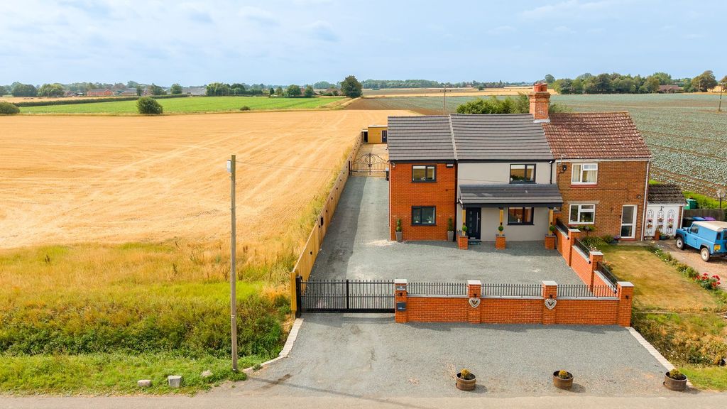 Property photo 1 of 46