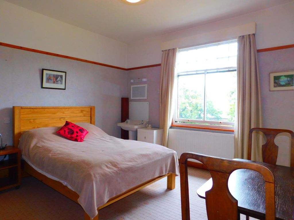 Property photo 3 of 20 Dscn0063.Jpg