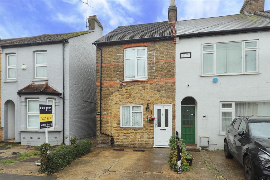 Property photo 1 of 10 External