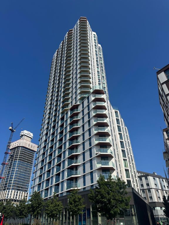 Property photo 1 of 17 Photo 17