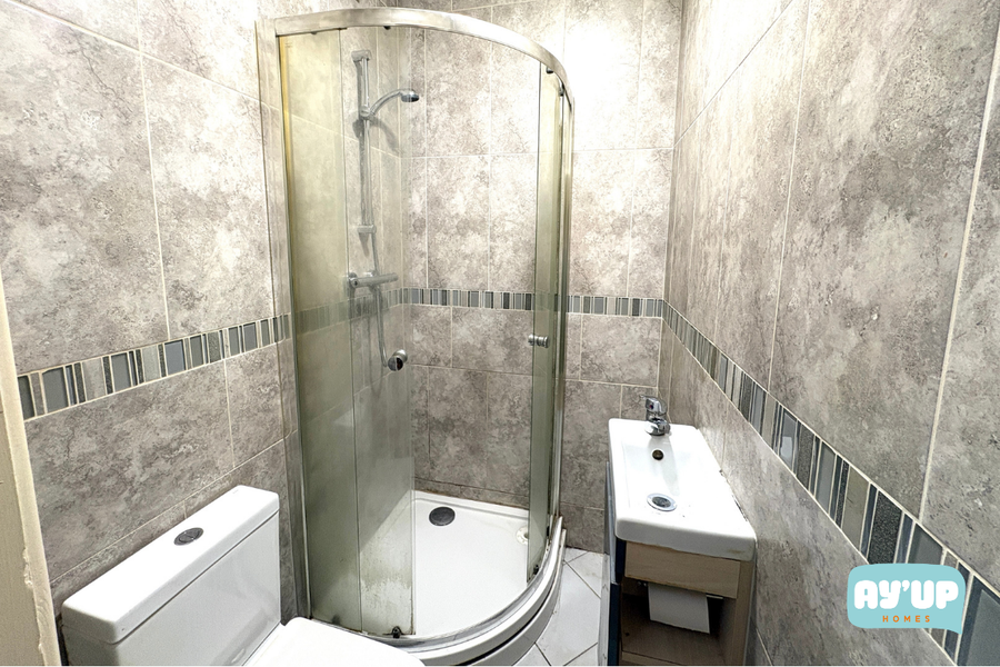 Property photo 3 of 3