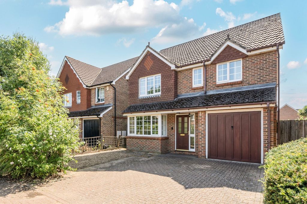 Property photo 1 of 19