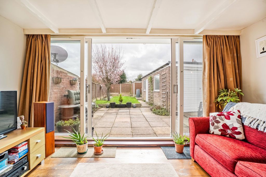 Property photo 3 of 31