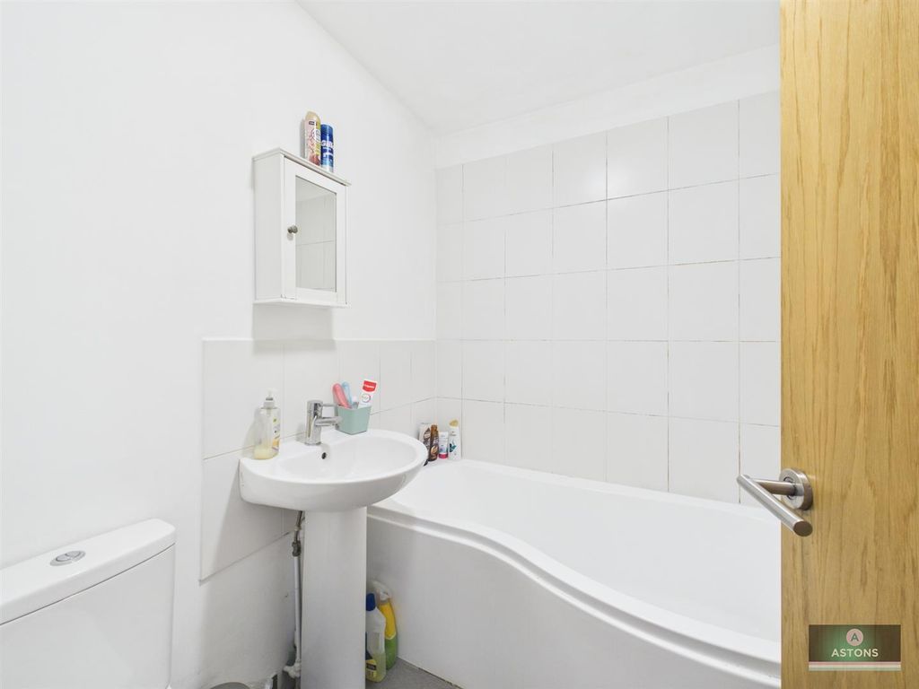 Property photo 3 of 6 Cam02067G0-Pr0408-Still003.Jpg