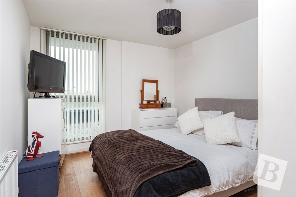 Property photo 3 of 8 Picture No. 04