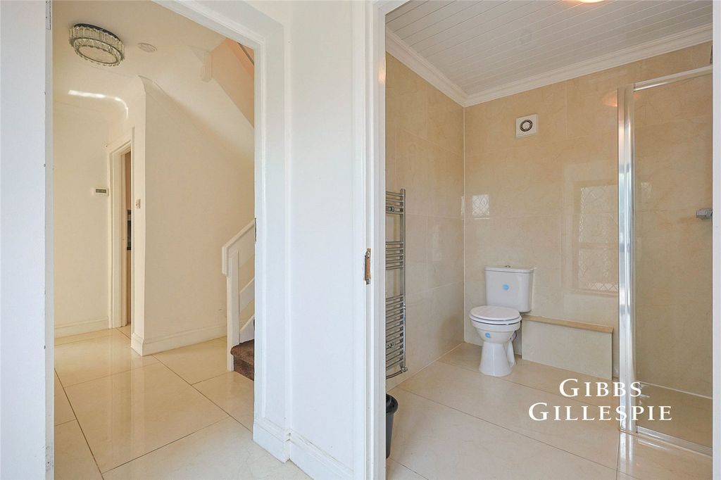 Property photo 3 of 12 Picture No. 15