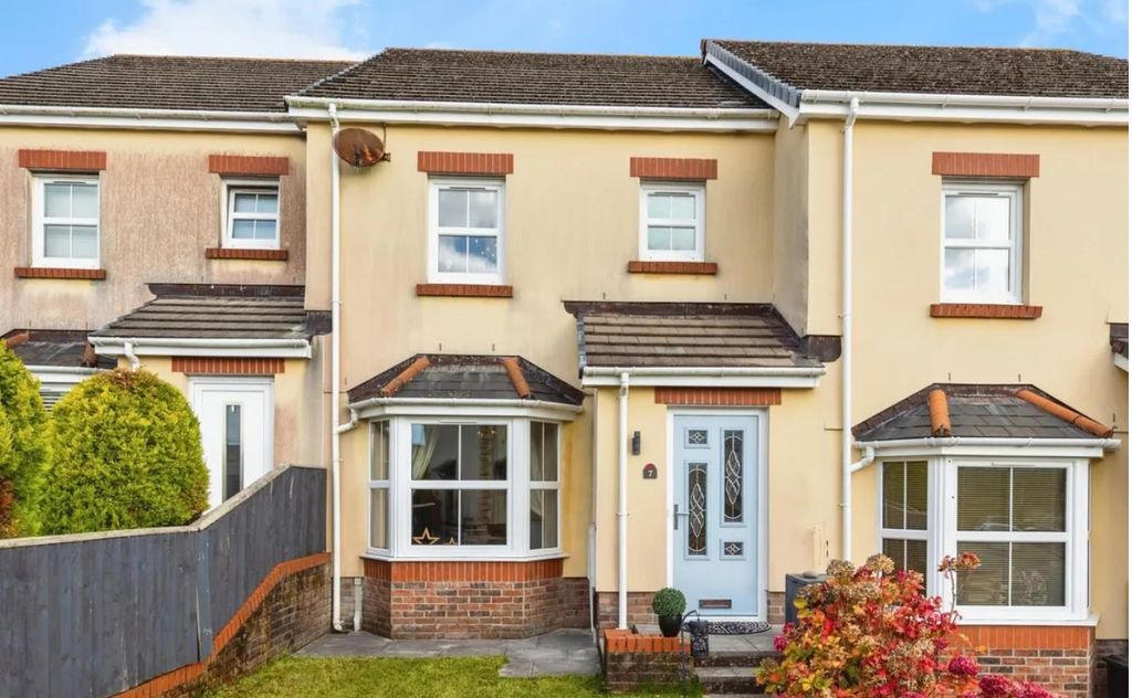 Property photo 1 of 13 1.Png