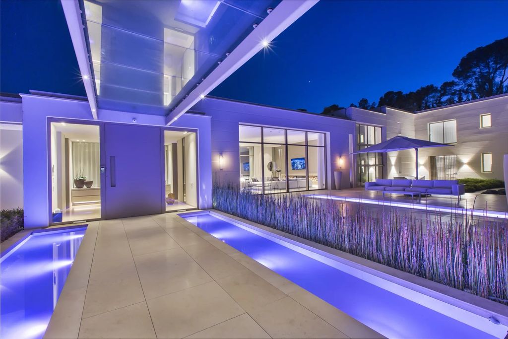 Property photo 3 of 36