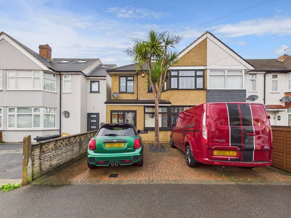 Property photo 1 of 17 Picture No. 01