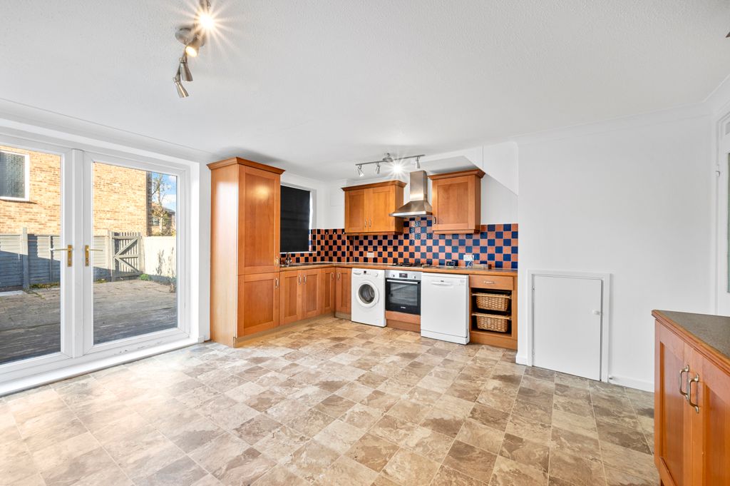 Property photo 3 of 13 Picture No. 21