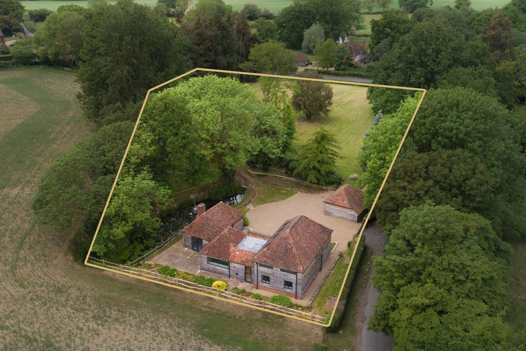 Property photo 2 of 30 3143804