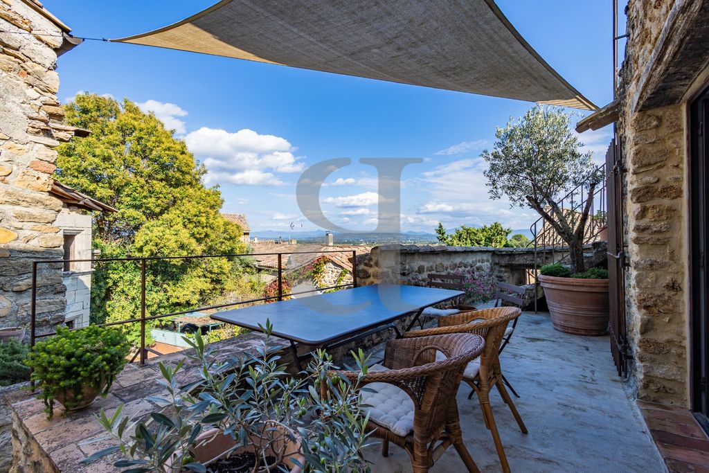 Property photo 3 of 31