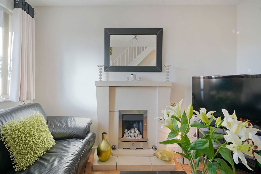 Property photo 3 of 26