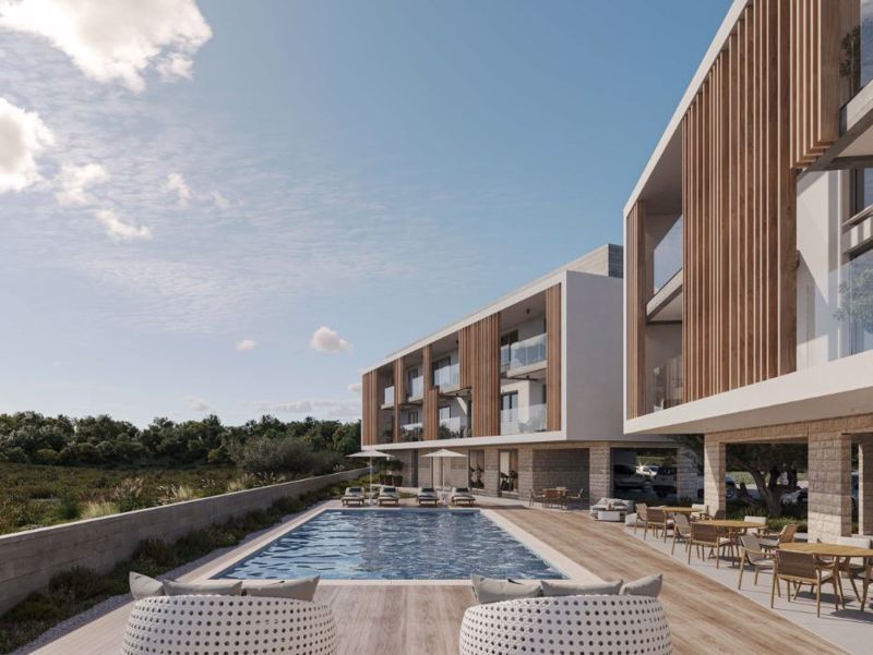 Property photo 2 of 16 Swimming Pool And