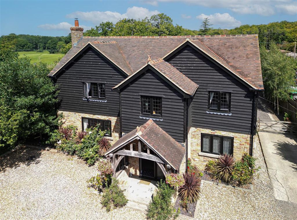 Property photo 2 of 33