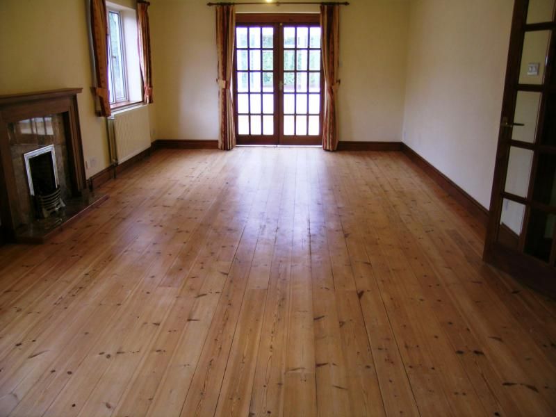 Property photo 2 of 5 Living Room