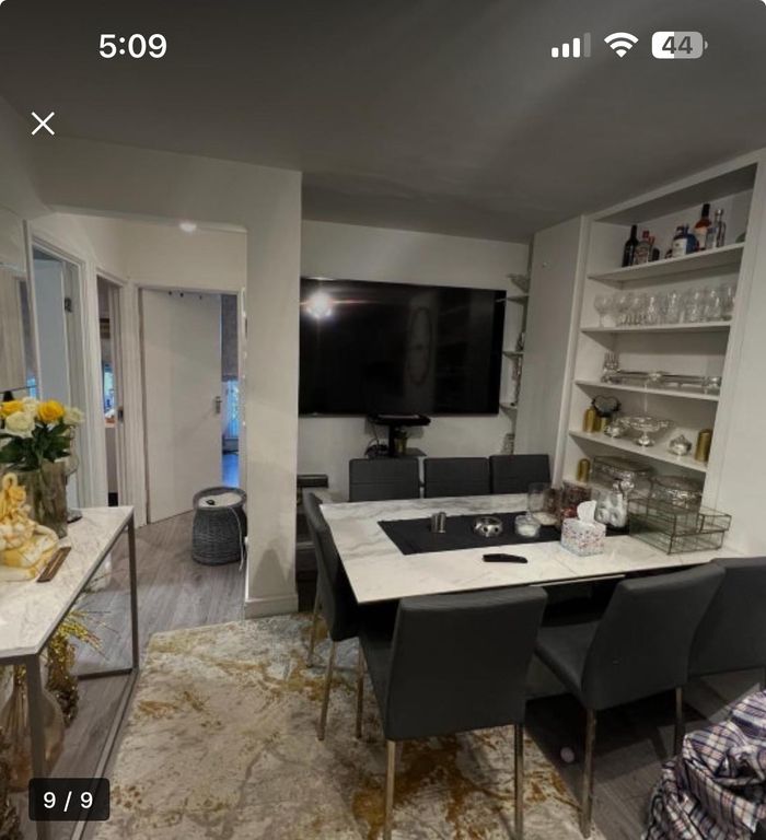 Property photo 3 of 6