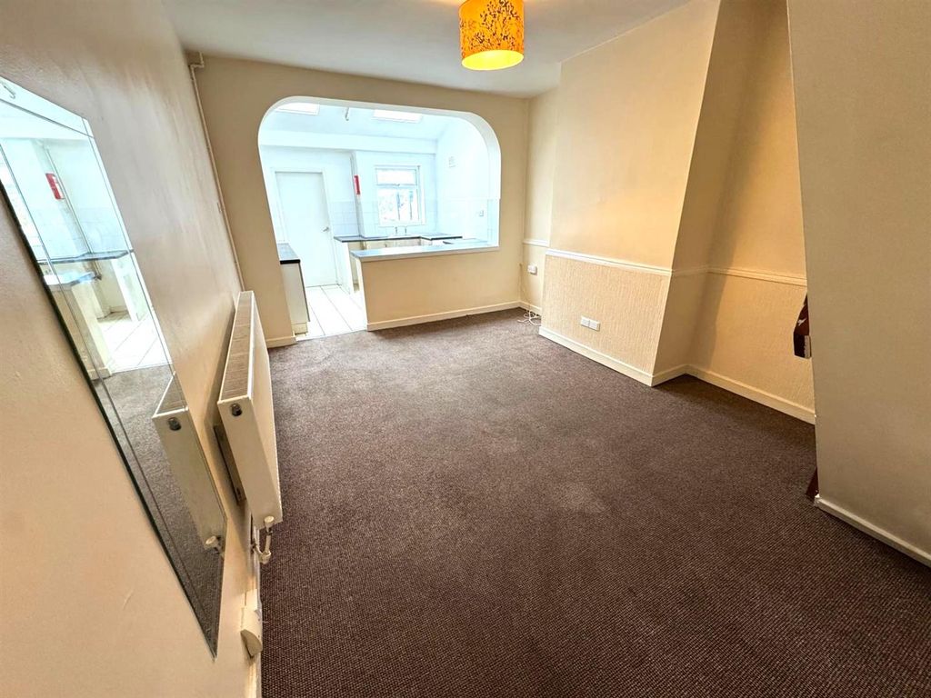 Property photo 3 of 15 Open Plan Sitting Room/ Kitchen Pic 2