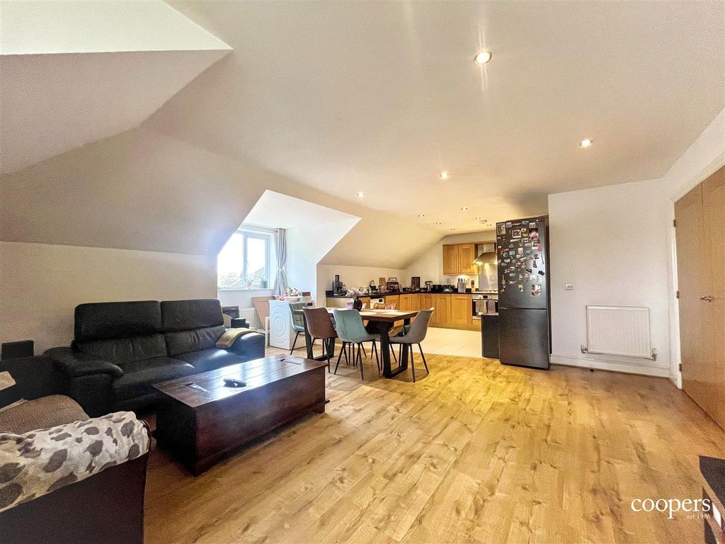 Property photo 2 of 10 Lounge 2 (2).Jpg