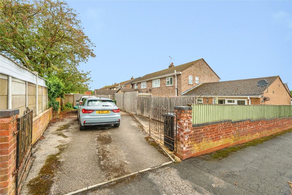 Property photo 3 of 20 Picture No. 17