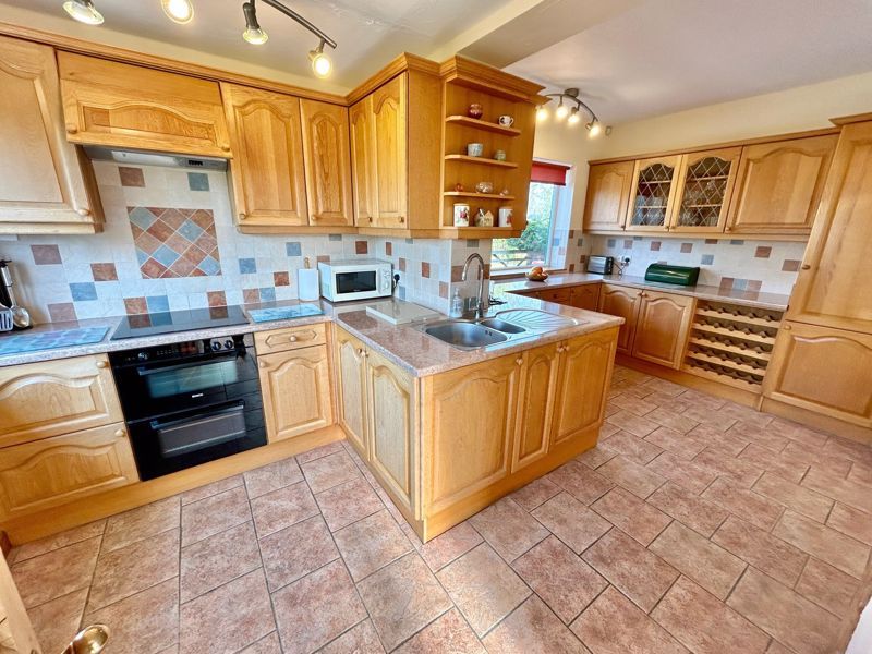 Property photo 2 of 27 Photo 23