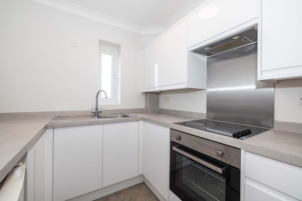 Property photo 2 of 13 Picture 2