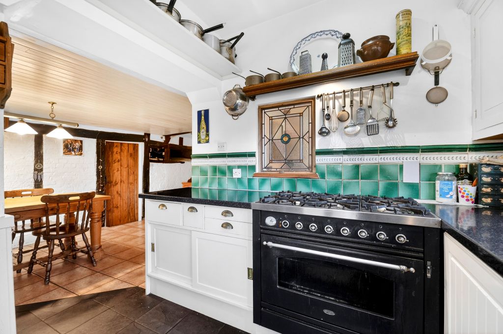 Property photo 3 of 30