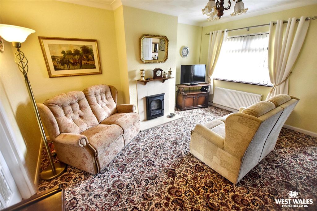 Property photo 2 of 13 8 (11).Jpg