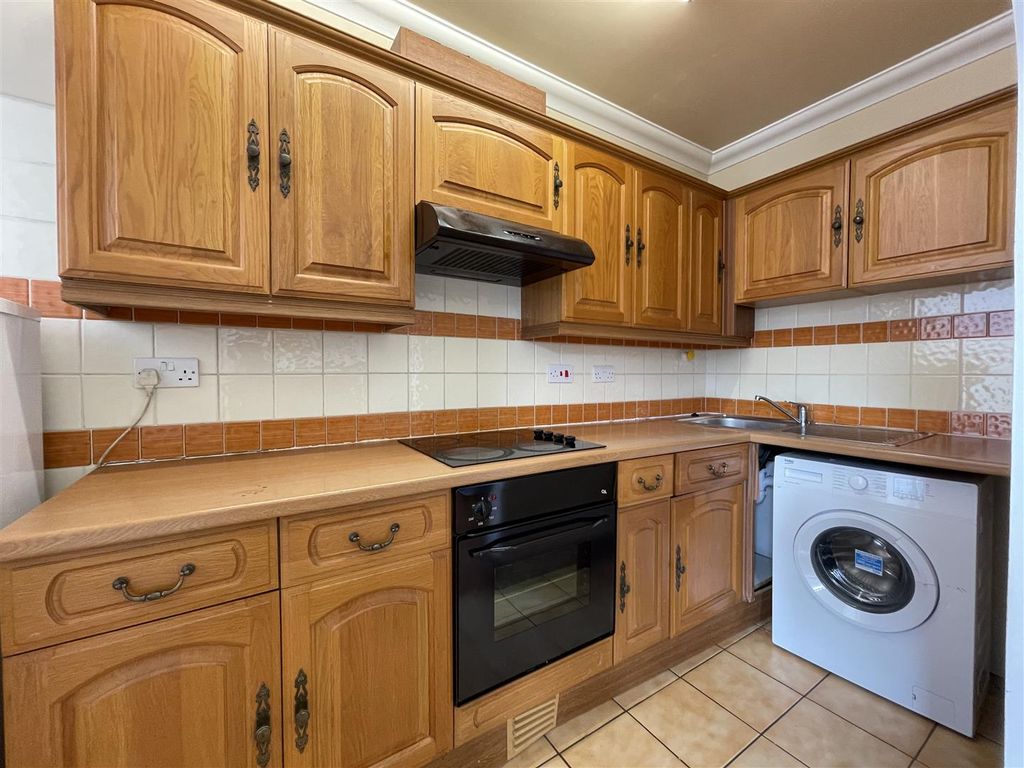 Property photo 3 of 7 Img_9419.Jpg