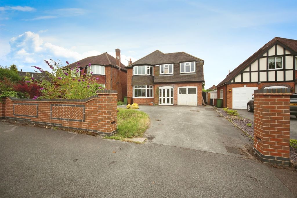 Property photo 1 of 18