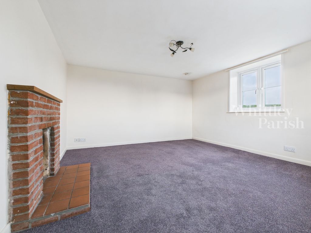 Property photo 3 of 17 Cam04332G0-Pr0567-Still028