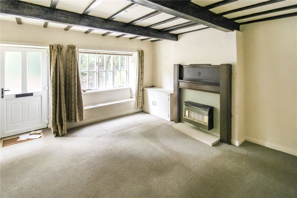 Property photo 2 of 7 Sitting Room