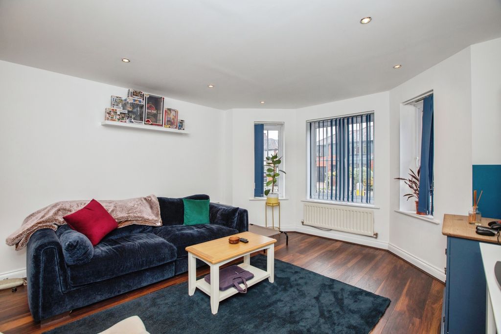 Property photo 3 of 15