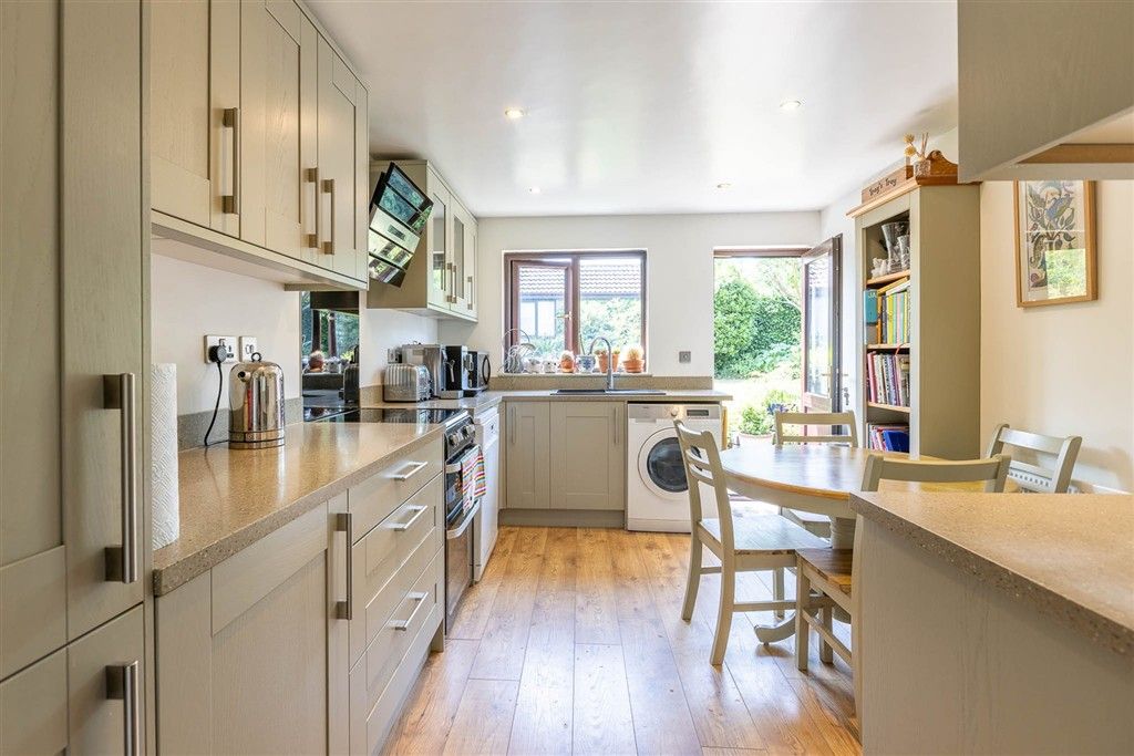 Property photo 2 of 17 Kitchen