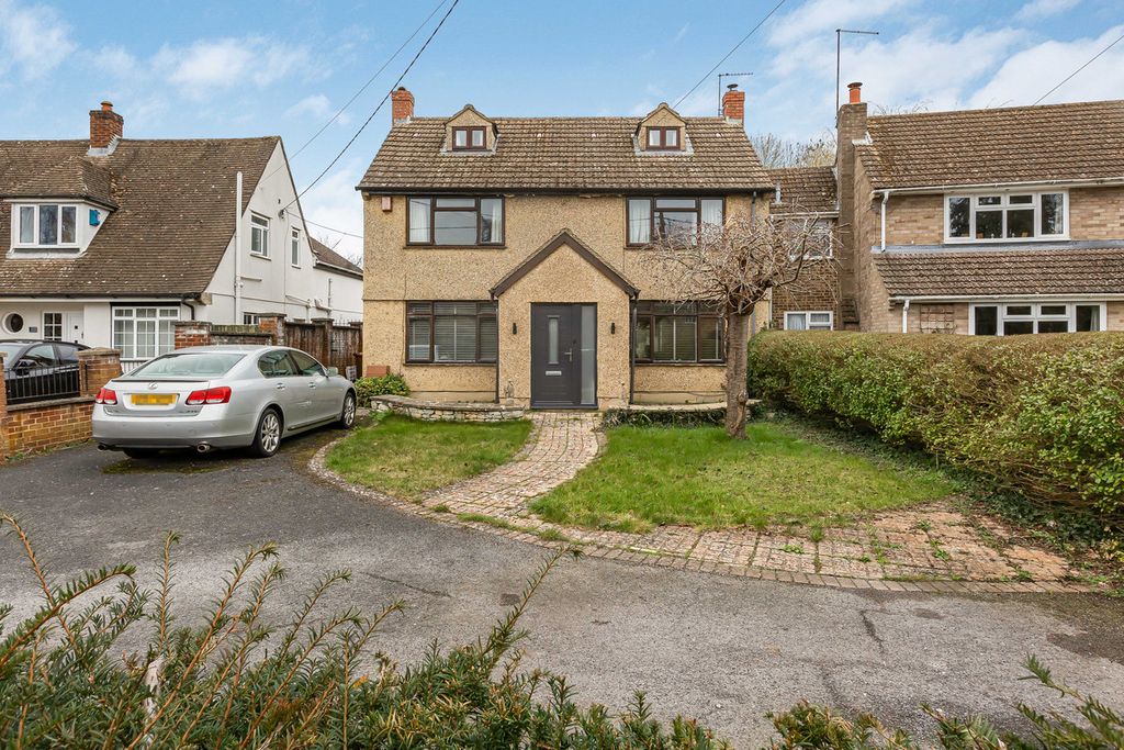 Property photo 1 of 36