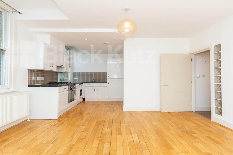 Property photo 2 of 7
