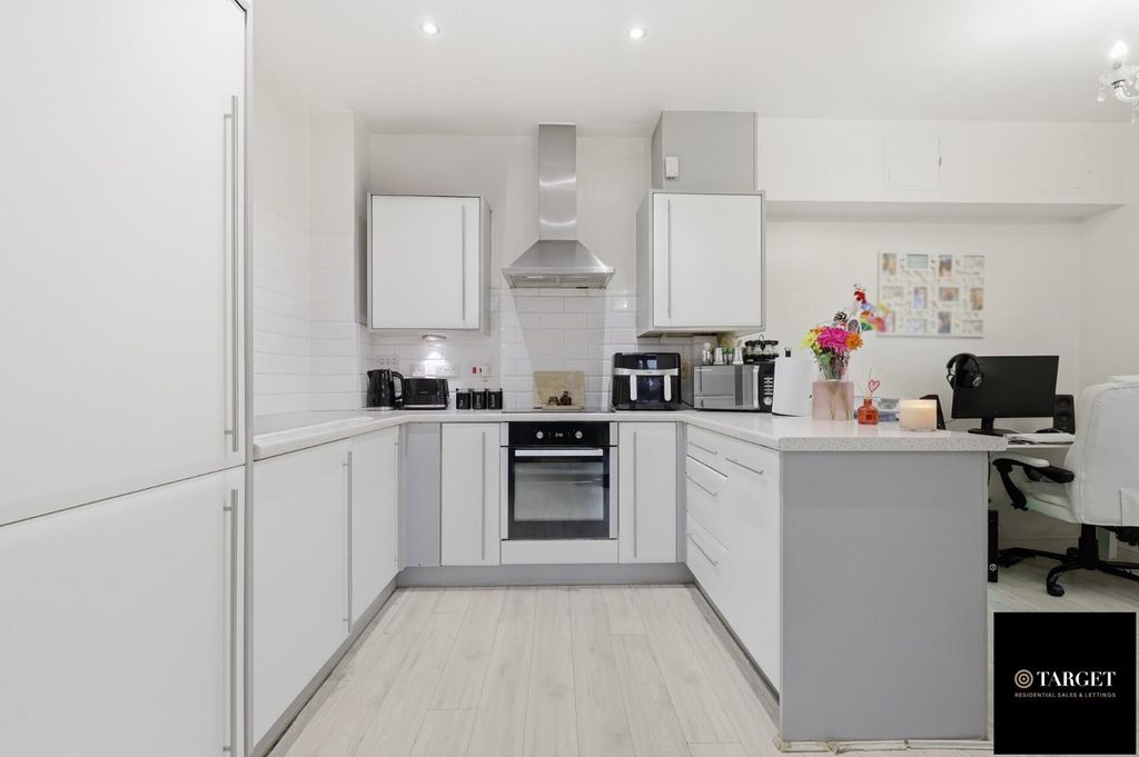 Property photo 2 of 12 Img_0655.Jpg