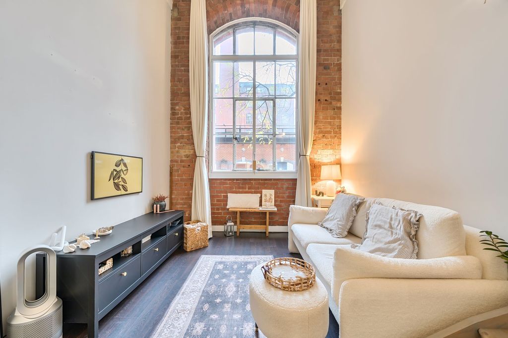 Property photo 2 of 16 Living Room