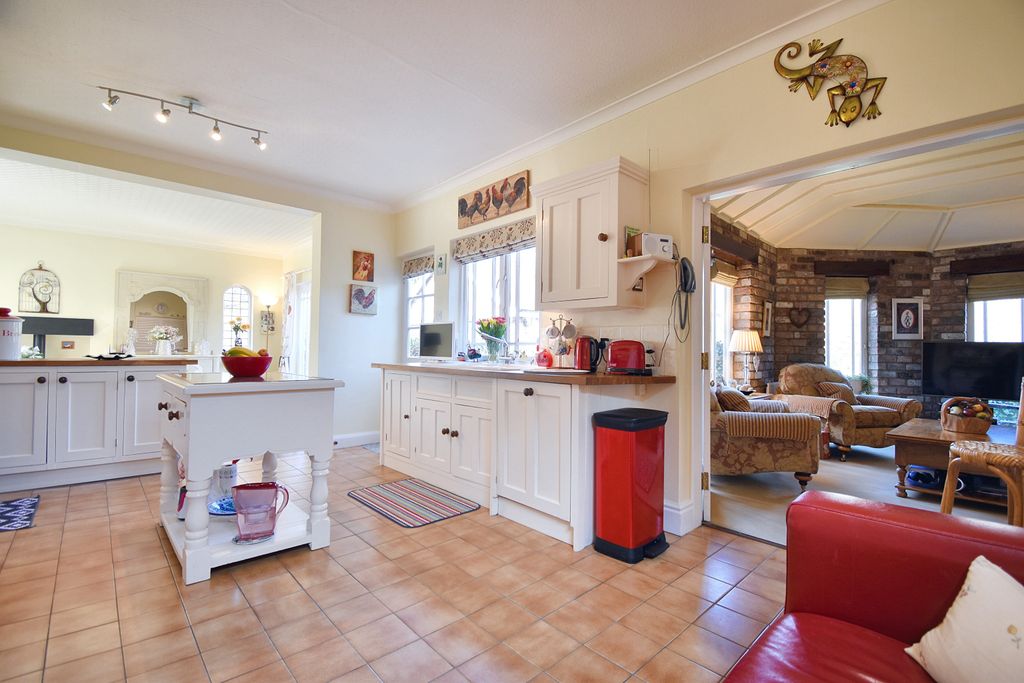 Property photo 2 of 26 Granary (5)