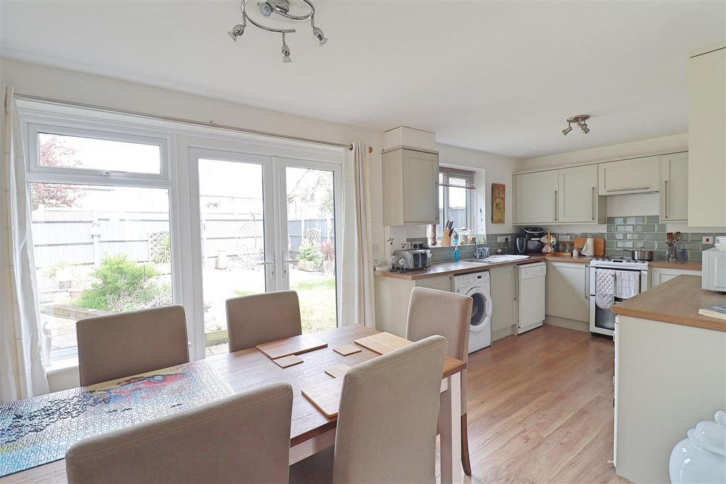 Property photo 3 of 17 Img_4548.Jpg