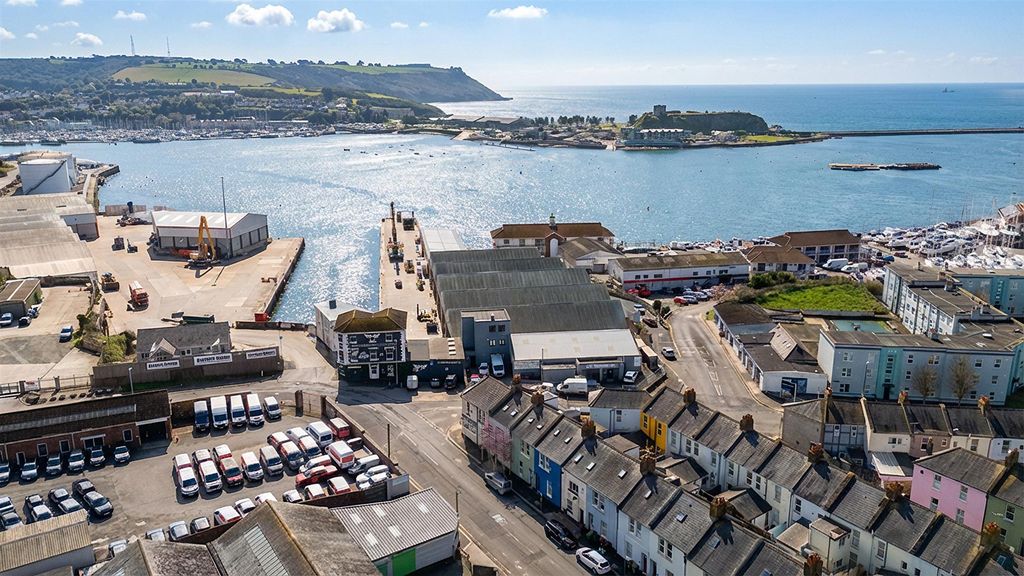 Property photo 1 of 24 Aerial