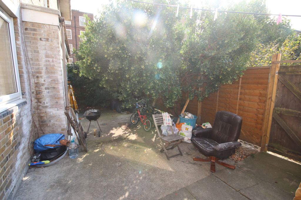 Property photo 3 of 3